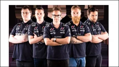 Quelle était l'ancienne équipe de Riszce (Avant Millenium) ?