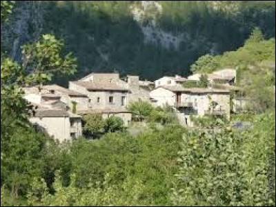 Petit village Drômois de 26 habitants, Saint-Benoît-en-Diois se situe dans l'ancienne région ...