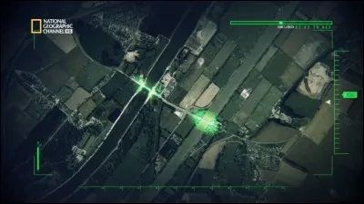 Entre-temps, la deuxième moitié du commando a capturé le pont de Ranville.
Les deux ponts ont été capturés en seulement...