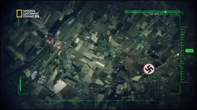 Les Allemands préparent une contre-attaque ; des troupes sont postées à seulement 12 kilomètres des ponts, à l'est de Caen, où se trouve le QG d'un des meilleurs chefs militaires allemands...