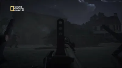 Le blindé avance tout droit dans le piège du commandant Howard.
Le sergent "Wagger" Thornton qui possède le PIAT tire sur le blindé et touche par chance...