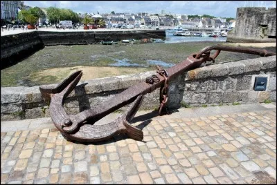 Il faut jeter l'_____.