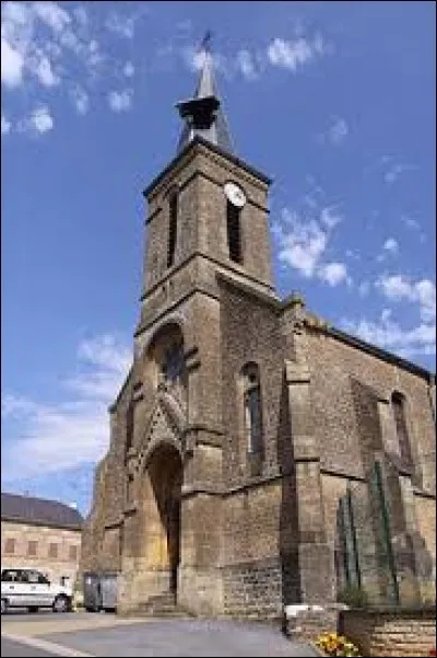 Nous sommes maintenant dans le Grand-Est devant l'église Notre-Dame d'Escombes-et-le-Chesnais. Village de l'arrondissement de Sedan, il se situe dans le département ...