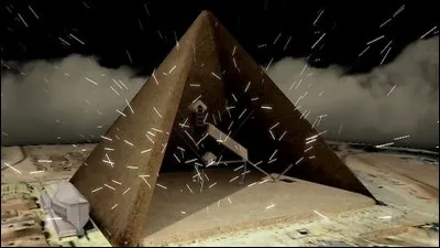 Quel détective privé est le héros du film 'Le Secret de la pyramide' ?