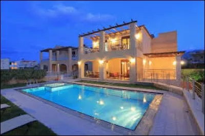 Ton meilleur pote a gagné la grosse cagnotte au loto et il a acheté une villa alors que toi tu vis dans une baraque toute pourrie ! Comment réagis-tu ?