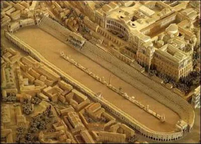 Ce btiment est un cirque.