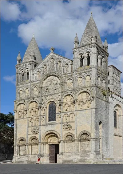 Quel est le style de cette cathédrale ?