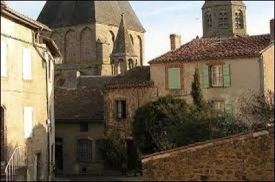 Pour finir, nous partons à Thiat, village de l'ancienne région Limousin situé dans le département ...