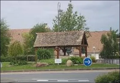 Village des Pays-de-la-Loire, Ruaudin se situe dans le département ...