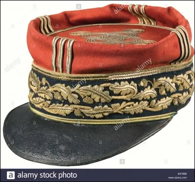 Quel grade avait-il avant d'&ecirc;tre g&eacute;n&eacute;ral ?