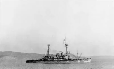 Quel pays signe, le 30 octobre, l'armistice de Moudros avec les Alliés?