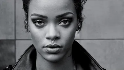 Quelle phrase est correcte ? "Ce disque d'or est, pour Rihanna, ...".