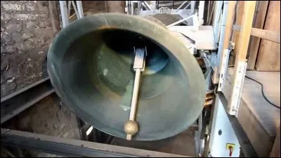 De quel département de la région Île-de-France, Évry est-elle le chef-lieu ?