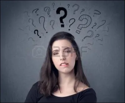 Quelle personne est la première à être soupçonnée d'être A ?