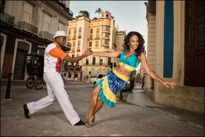 De quelle île est originaire le genre musical et le style de danse 'le mambo' ?
