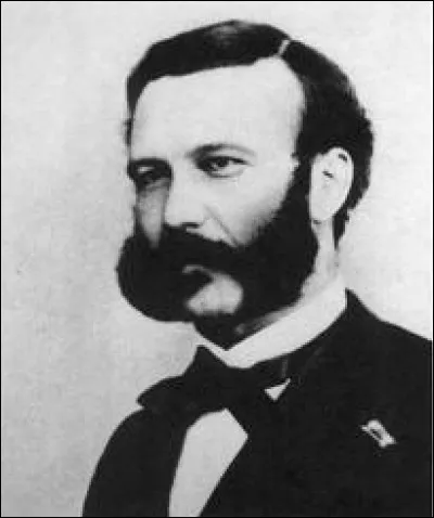 Né en 1828, il fonde la Croix Rouge et reçoit le premier prix Nobel de la Paix en 1901.