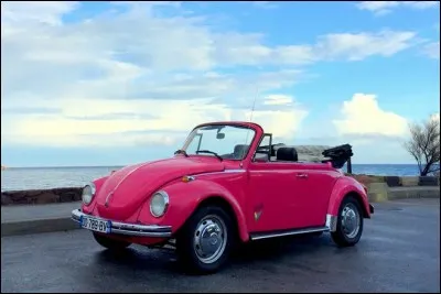 A quel constructeur automobile doit-on la Coccinelle ?