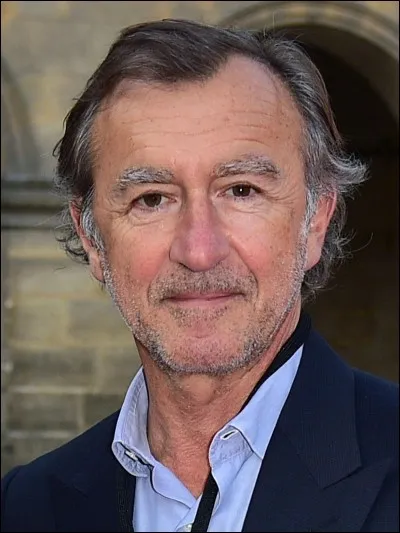 Qui est cet acteur et réalisateur français, que l'on a pu voir notamment dans "Ma femme s'appelle reviens" et "16 ans... ou presque" ?