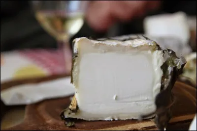 Lequel de ces fromages est fabriqué en France ?