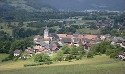 Ancienne commune d'Auvergne-Rhône-Alpes, dans l'arrondissement d'Annecy, Marlens se situe dans le département ...