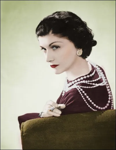 Gabrielle Chasnel était le vrai nom de « Coco Chanel ».