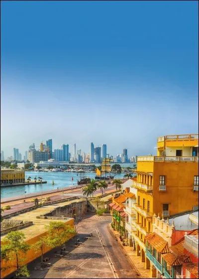 La Colombie est bordée par l'océan Pacifique.