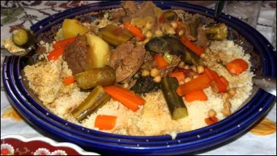 Parmi ces 3 plats, lequel se rapproche le plus du couscous ?