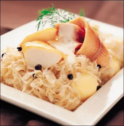 De quels ingrédients est composée la choucroute ?