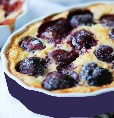 Lequel de ces ingrédients ne faut-il jamais dans la recette du clafoutis ?
