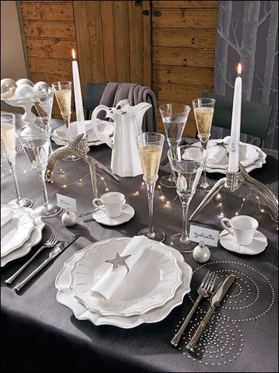 Où Nick les a-t'il invité ?