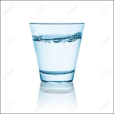 Quelle est la marque d'eau minérale qui peut s'acheter chez McDo ?