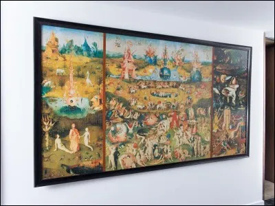 "Le Jardin des délices" est une peinture à l'huile de Jérôme Bosch.