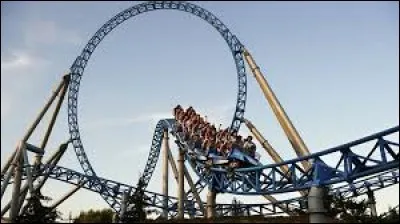 Quelle est l'attraction la plus élévée du parc ?