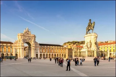 Cette ville d'Europe du sud, capitale du Portugal, c'est :