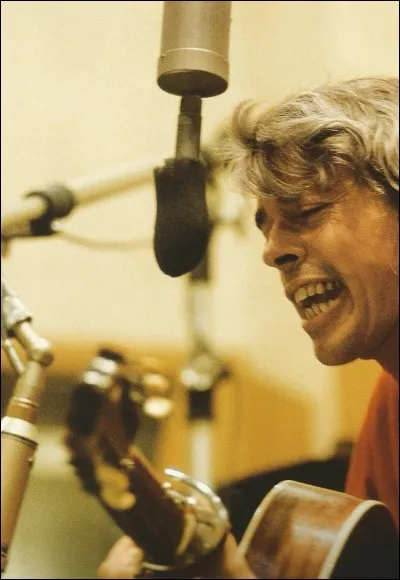 Dans "Les Prénoms de Paris", il y a une autre ville : laquelle ?