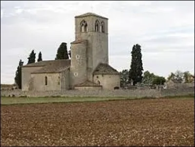 Vous avez sur cette image l'&eacute;glise Notre-Dame-de-l'Assomption de Mauroux. Commune de l'ancienne r&eacute;gion Midi-Pyr&eacute;n&eacute;es elle se situe dans le d&eacute;partement ...
