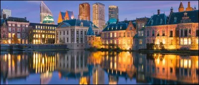 Mais où se trouve La Haye ?