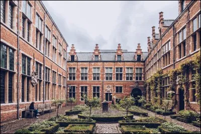 Comment s'appelle le pays de la ville d'Anvers ?