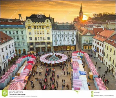 Savez-vous où se situe Bratislava ?