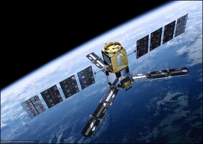 Environ combien de temps, la station spatiale internationale met-elle pour achever un tour complet de la Terre ?