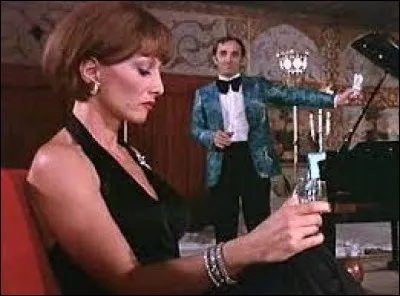 En 1974, Charles Aznavour joue dans ''Dix petits nègres''. Qui avait écrit le roman qui inspira ce film ?