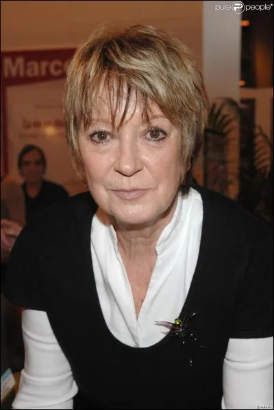 Quel m&eacute;tier exerce Alice Dona ?