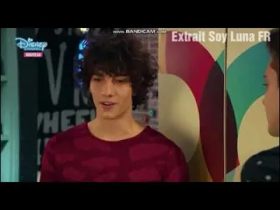 Que va faire Ramiro pour que Luna sache que le baiser entre Emilia et Matteo était faux ?