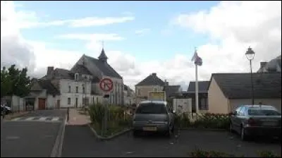 Petit tour dans les Pays-de-la-Loire, à Saint-Martin-du-Fouilloux. Commune de la métropole d'Angers, elle se situe dans le département ...