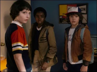 Quel est le surnom de Mike que lui donnent les deux brutes ?