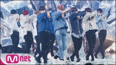 Finis les paroles !
Ireonjeoreon mallo~♪