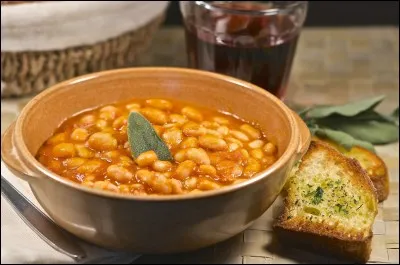Temps de vous restaurer ! Au menu des fagioli all'uccelletto...