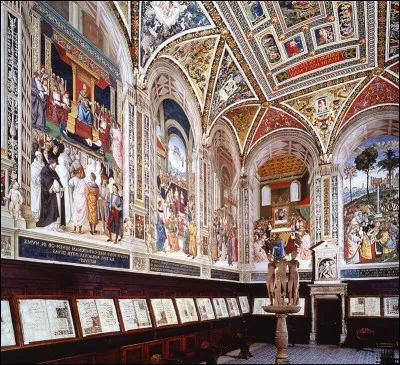 Adjacente au dôme, la [...] du cardinal Piccolomini (futur Pie III) est dédiée aux épisodes de la vie de son oncle, le pape Pie II.