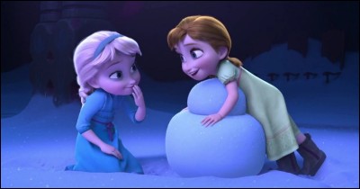 Que se passe-t-il entre Elsa et Anna au début de l'animation ?