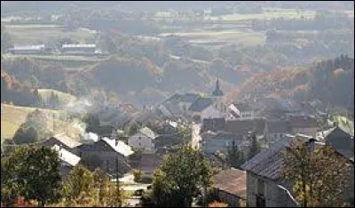 Ancienne commune d'Auvergne-Rhône-Alpes, Le Petit-Abergement se situe dans le département ...